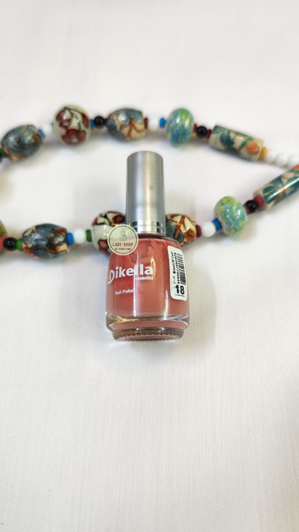 لاک رنگ صورتی دیکلا