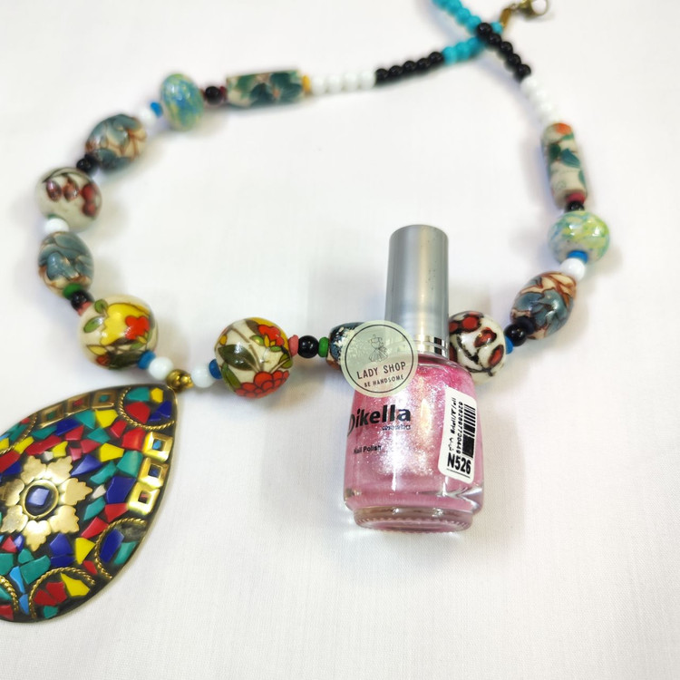 لاک صورتی خوشرنگ