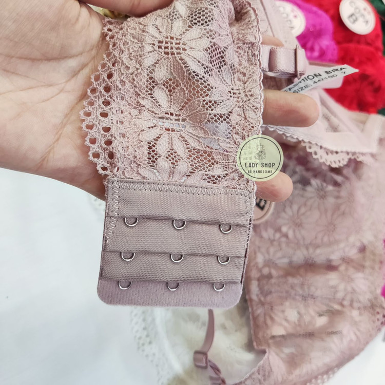 سوتین بدون کاپ سایز بزرگ