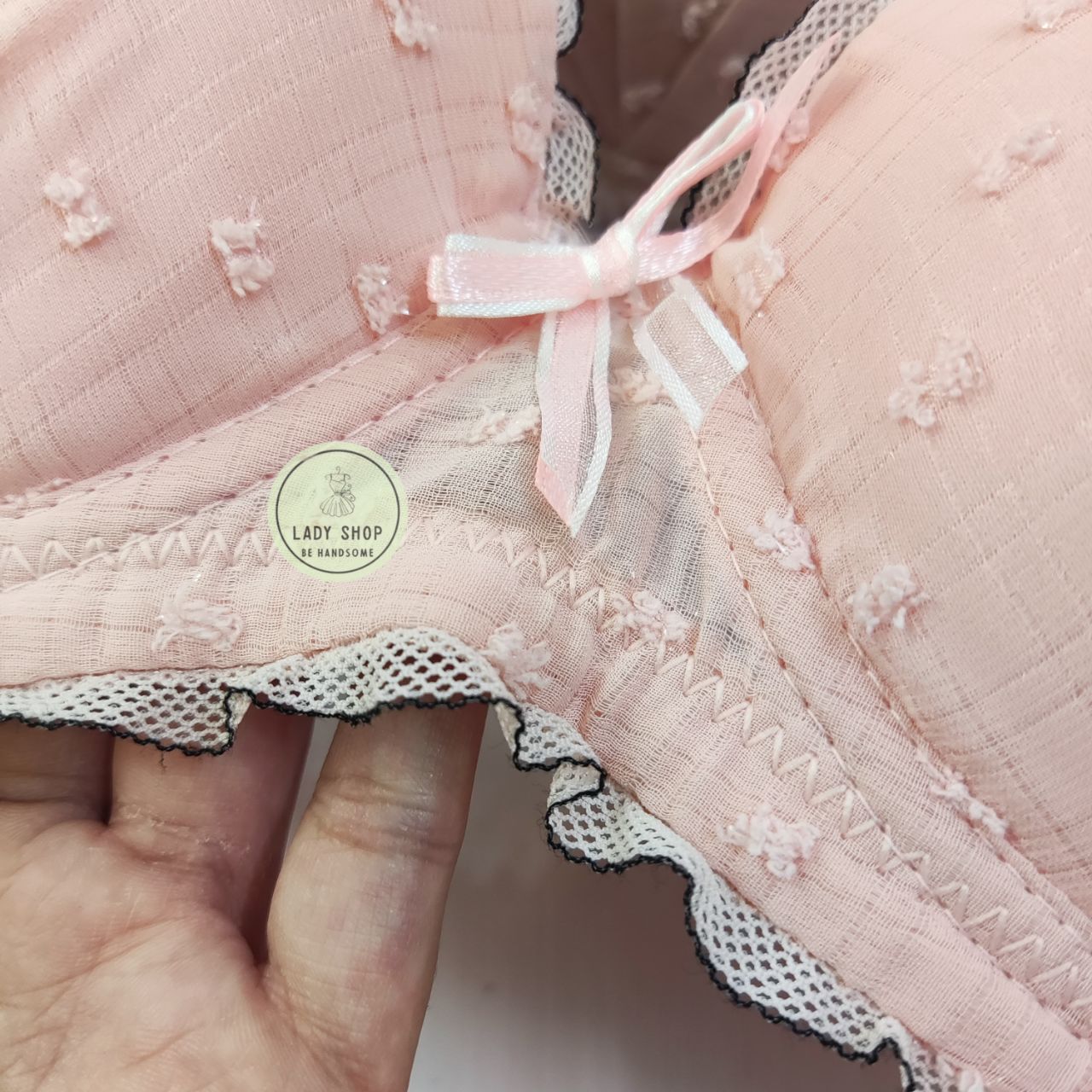 سوتین کاپ دار زنانه