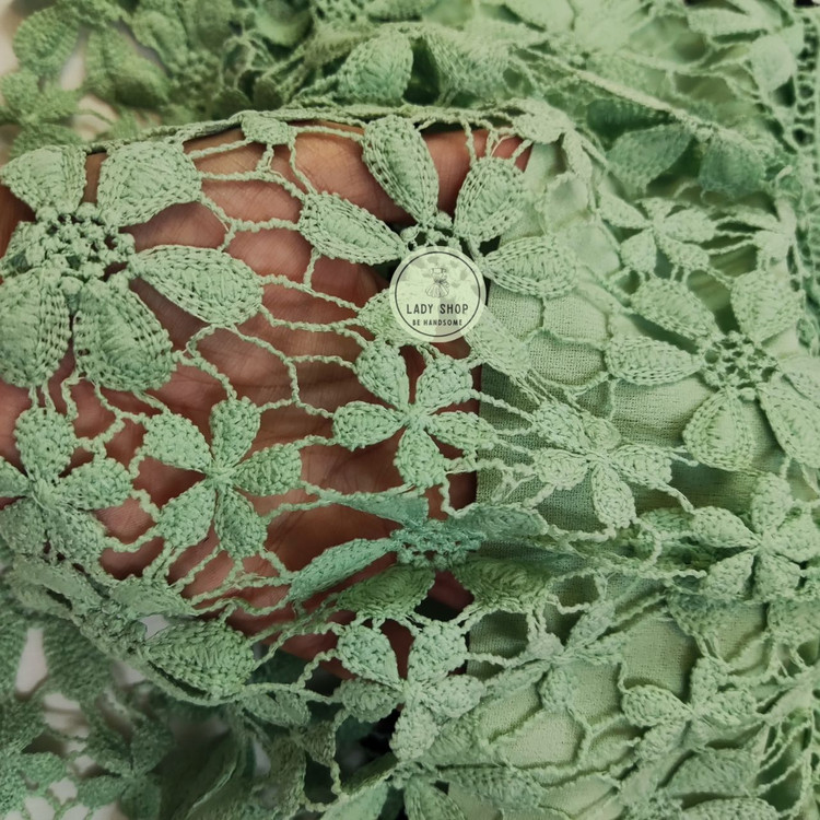 نیم تنه دخترانه