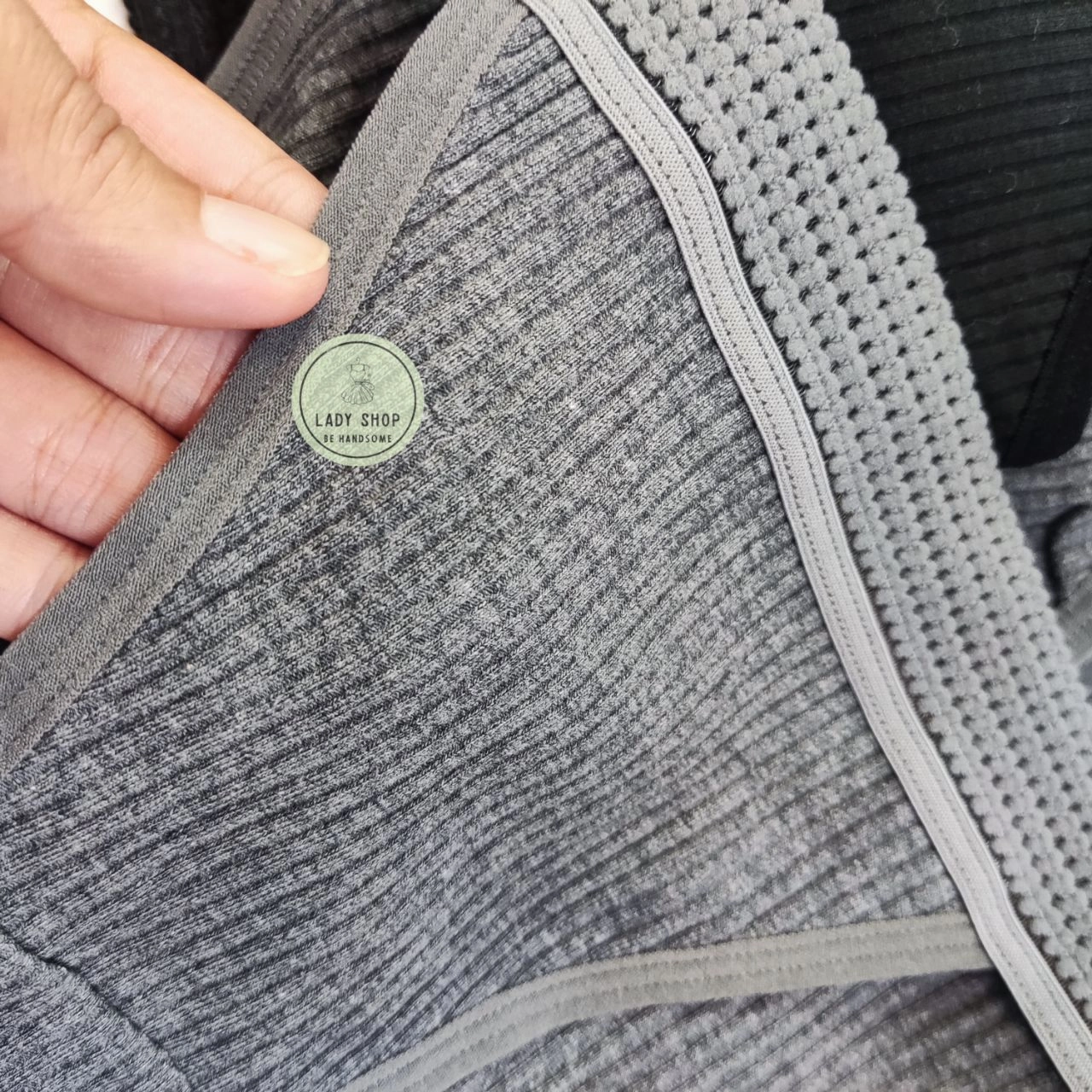 ست شورت و سوتین کبریتی