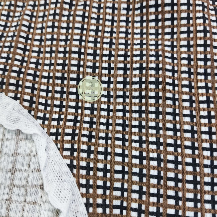 شورت کبریتی و نخی زنانه