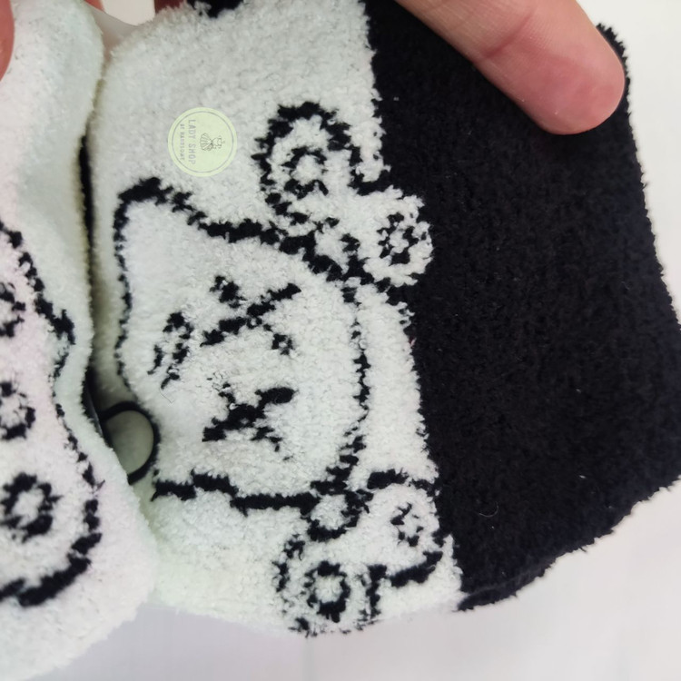 جوراب گرم و زمستانی