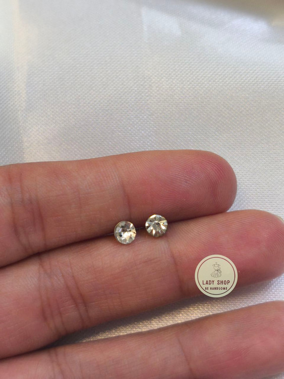 خرید آنلاین گوشواره میخی