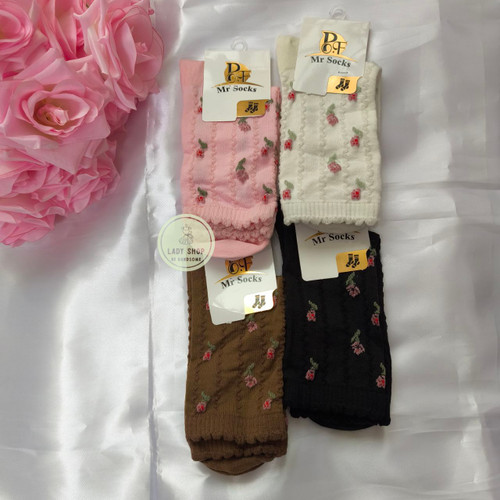 خرید آسان جوراب گل دوزی شده