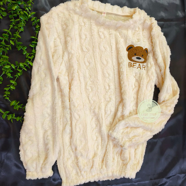 خرید اینترنتی ست لباس گرم زنانه