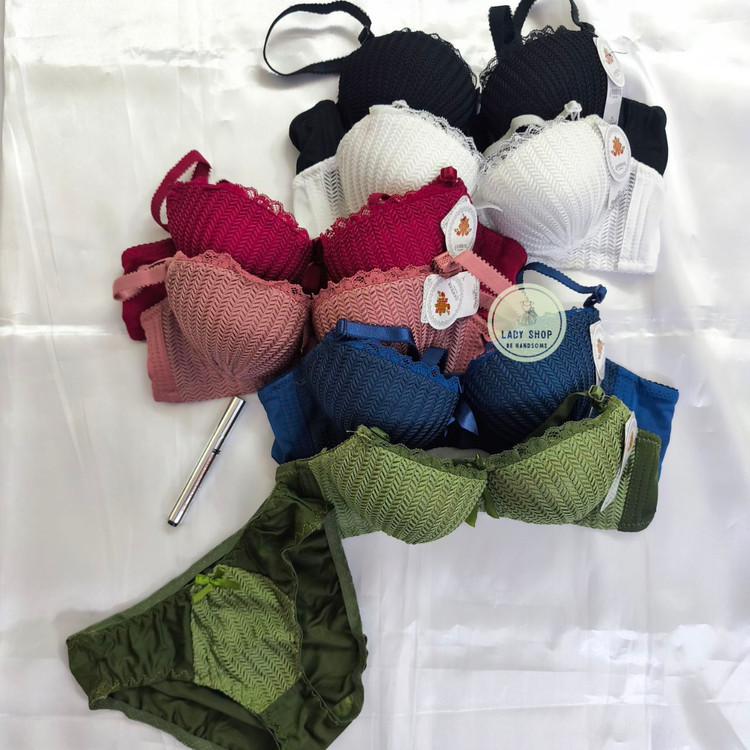 خرید آنلاین ست لباس زیر زنانه