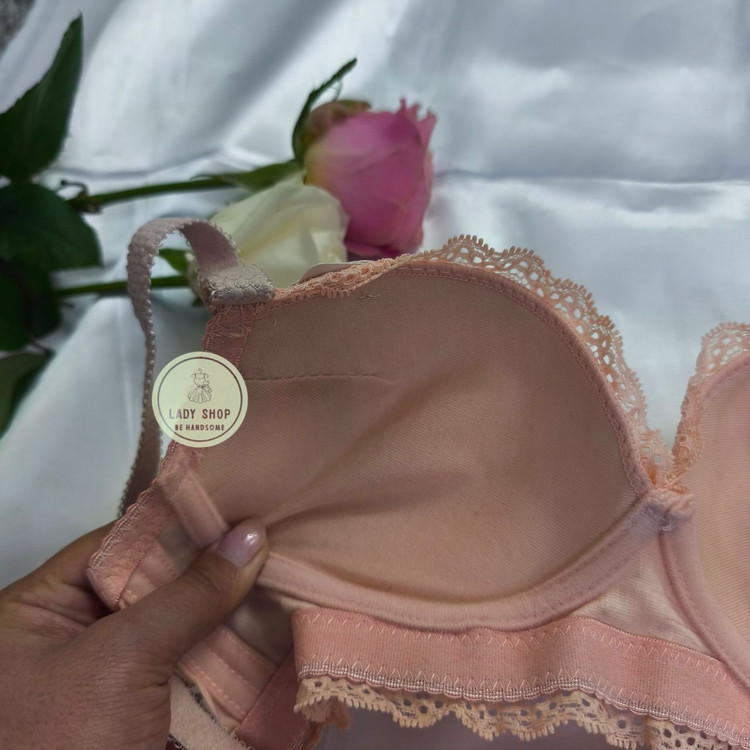 سوتین با طرح قلب